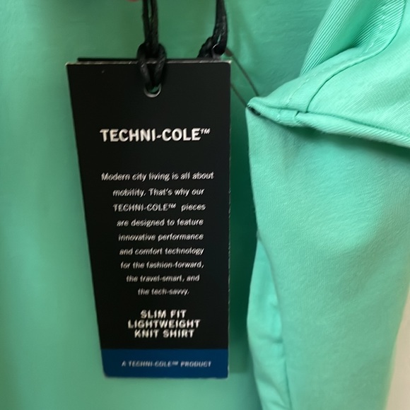 Short Sleeve Men’s Slim Fit Knit Medium NWT - Picture 6 of 7